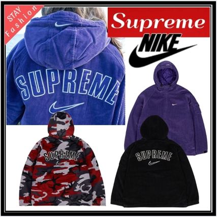 ブランドコラボ Supreme(シュプリーム) パーカー・フーディ(メンズ ...