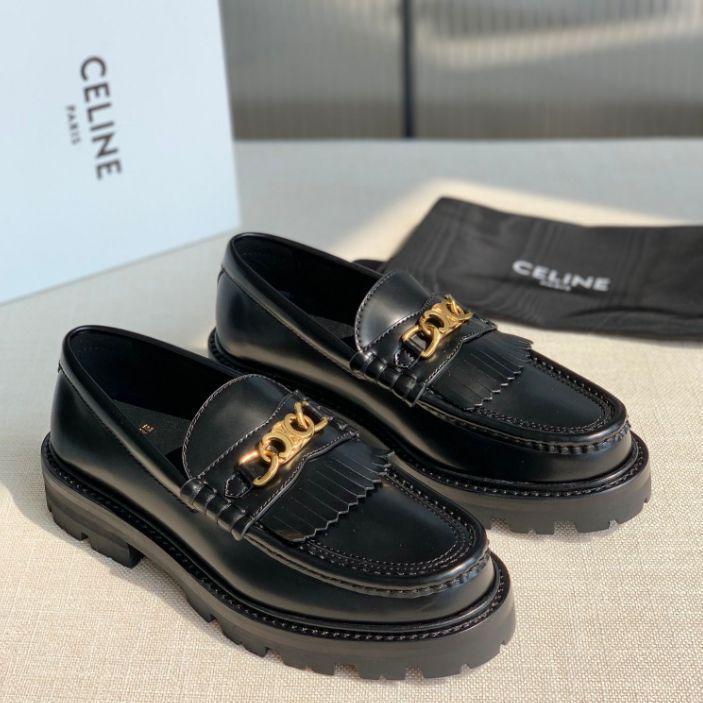 CELINE】トリオンフチェーン付き マーガレット ローファー 靴