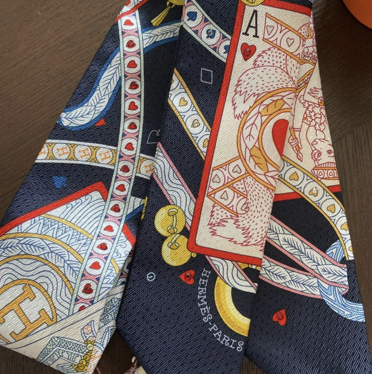 HERMES 限定ツイリー ハートのクイーン ビジュー ラインストーン