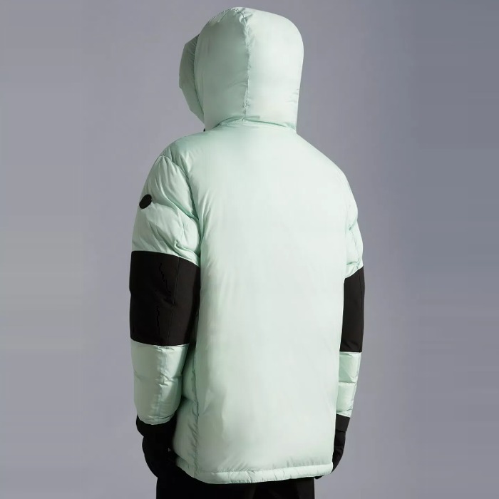 売切必至☆MONCLER Bodriショートダウンジャケット☆New
