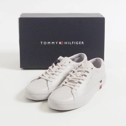 Tommy Hilfiger x スニーカー(メンズ) - 海外通販のBUYMA