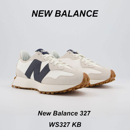 ホワイト(白)系 23.5cm New Balance 327 x スニーカー(レディース