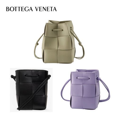 ☆BOTTEGA VENETA☆ Mini CASSETTE Bucket クロスボディバッグ♪