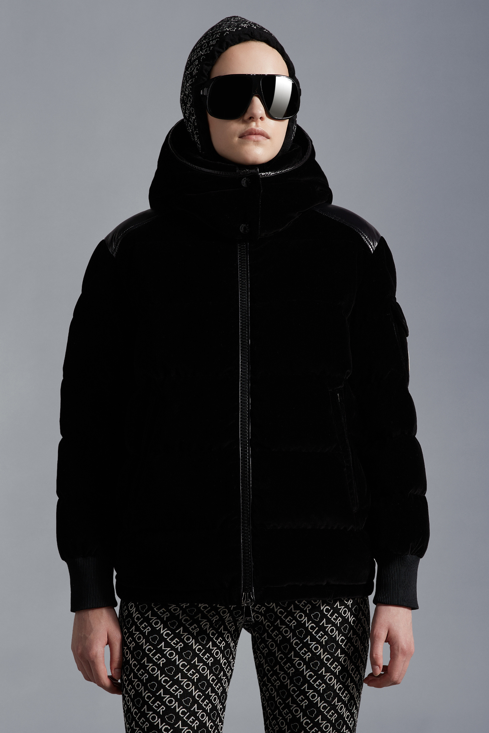 MONCLER2022/23秋冬フード付きベルベットダウンジャケット LABAS