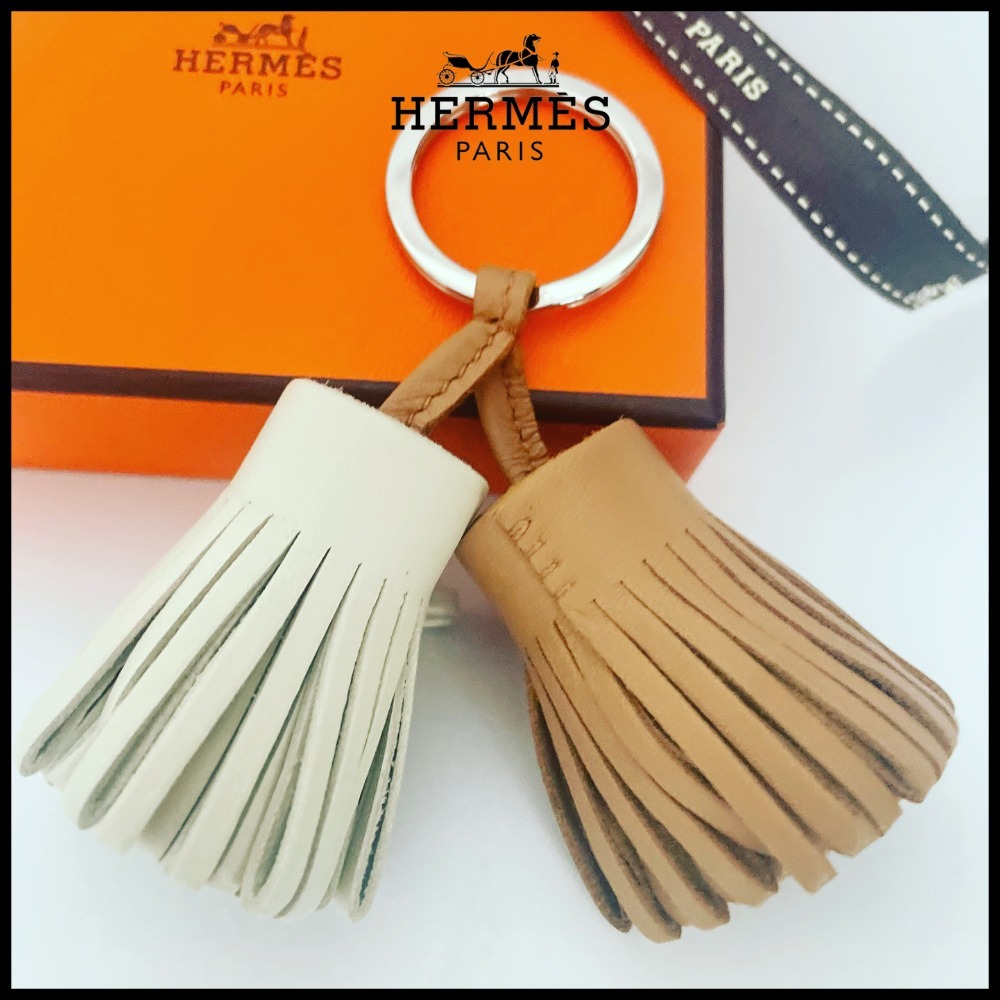 HERMES エルメス カルメン ウノドス 人気色 クレ×ゴールド 新品未使用