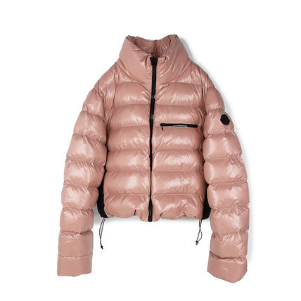 ピンク系 MONCLER(モンクレール) ダウンジャケット・コート(レディース