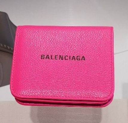 二つ折り BALENCIAGA x 折りたたみ財布(レディース) - 海外通販のBUYMA