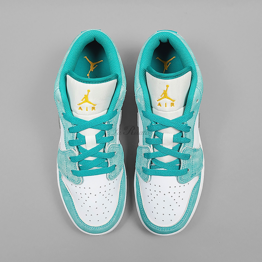 ★NIKE KIDS★大人もOK★JORDAN 1 LOW SE \"NEW EMERALD\"★追跡付 ☆NIKE KIDS☆大人もOK☆JORDAN 1 LOW SE 