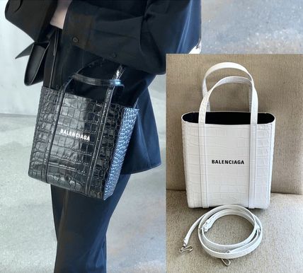 BALENCIAGA(バレンシアガ) トートバッグ(レディース) - 海外通販のBUYMA