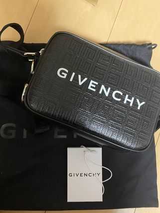 GIVENCHY x ショルダーバッグ・ポシェット(レディース) - 海外通販のBUYMA