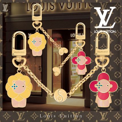 Shop Louis Vuitton MONOGRAM 2023 Cruise Unisex Chain Logo Card