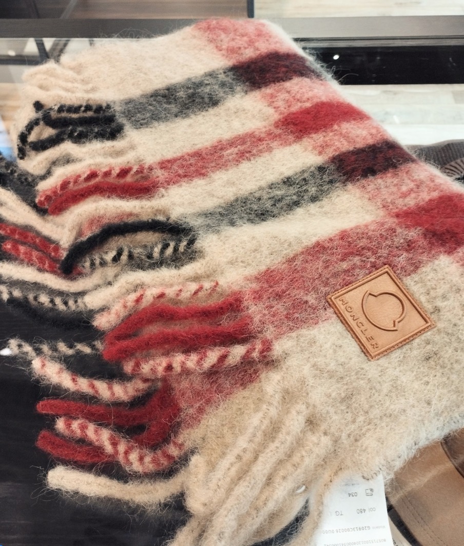 【MONCLER】21AW レザーロゴパッチ チェック柄モヘアマフラー