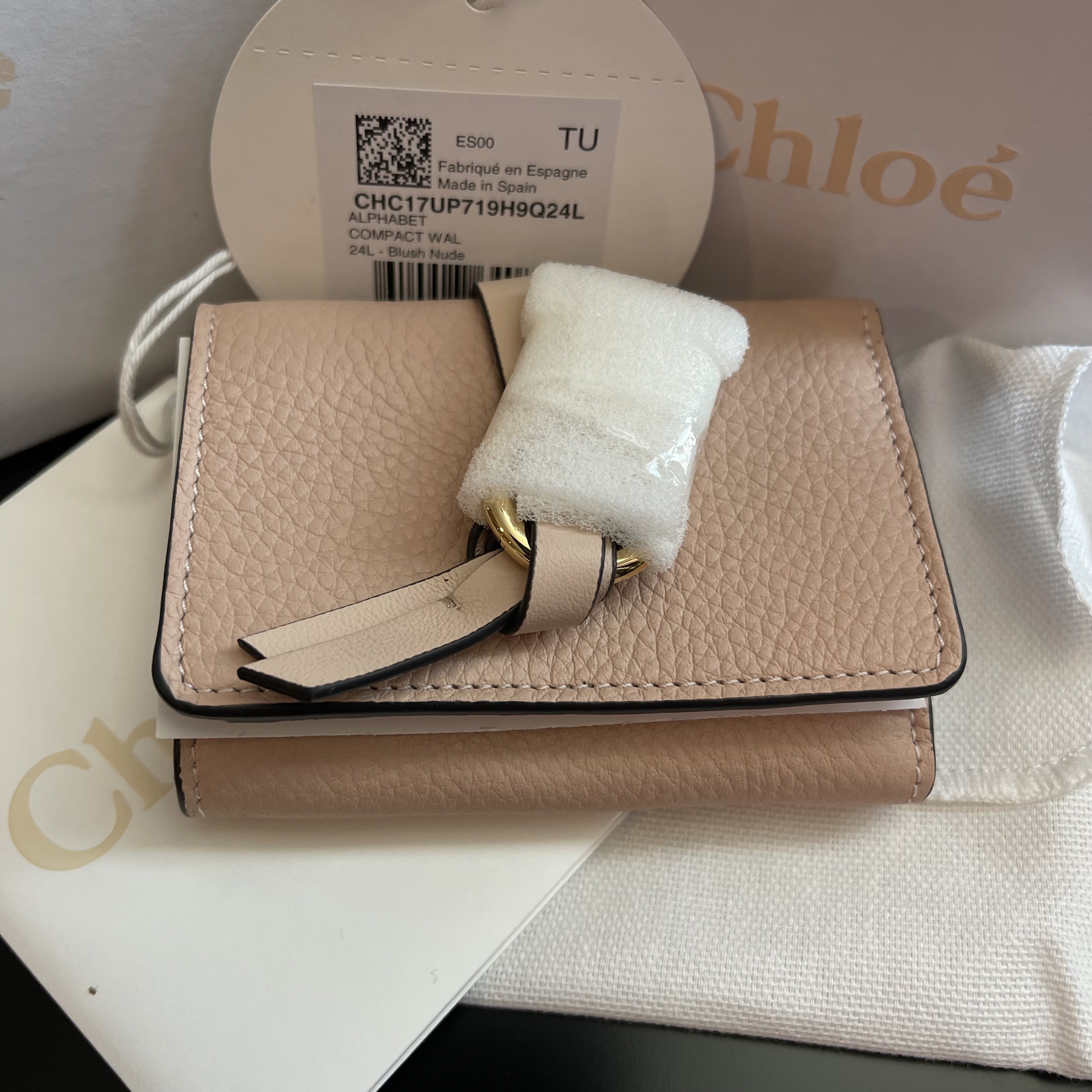 CHLOE】クロエ アルファベット Alphabet mini tri-fold wallet - www