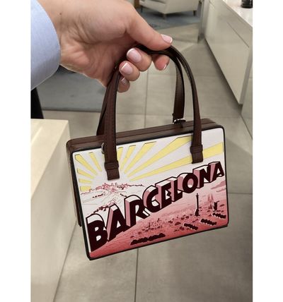 LOEWE POSTAL - 海外通販のBUYMA