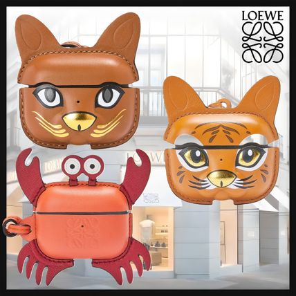 AirPods,ケース LOEWE(ロエベ) - 海外通販のBUYMA