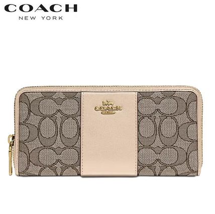 レア 長財布 Coach(コーチ) - 海外通販のBUYMA