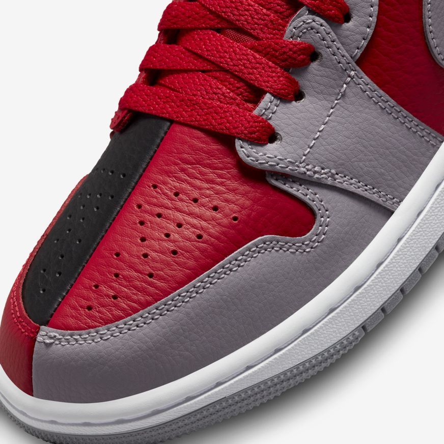 ★NIKE★大人気★WMNS AIR JORDAN 1 LOW SE \"SPLIT\"★追跡可