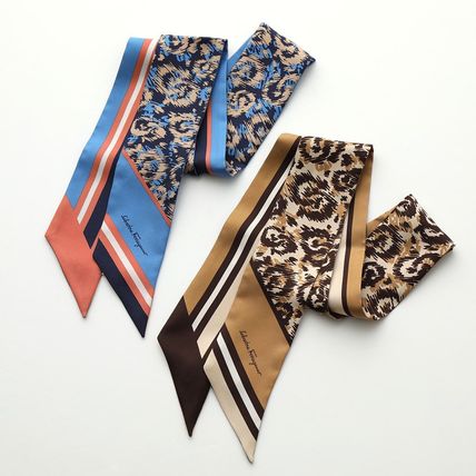 Salvatore Ferragamo x スカーフ(レディース) - 海外通販のBUYMA