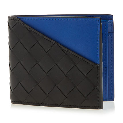 二つ折り BOTTEGA VENETA x 折りたたみ財布(メンズ) - 海外通販のBUYMA
