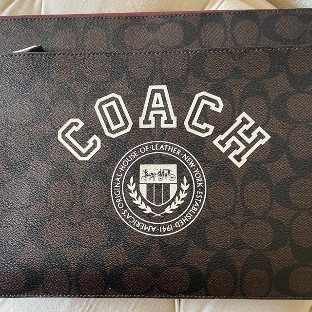 Coach シグネチャー ロゴ ラップトップ PCケース ユニセックス Coach シグネチャー ロゴ ラップトップ PCケース ユニセックス