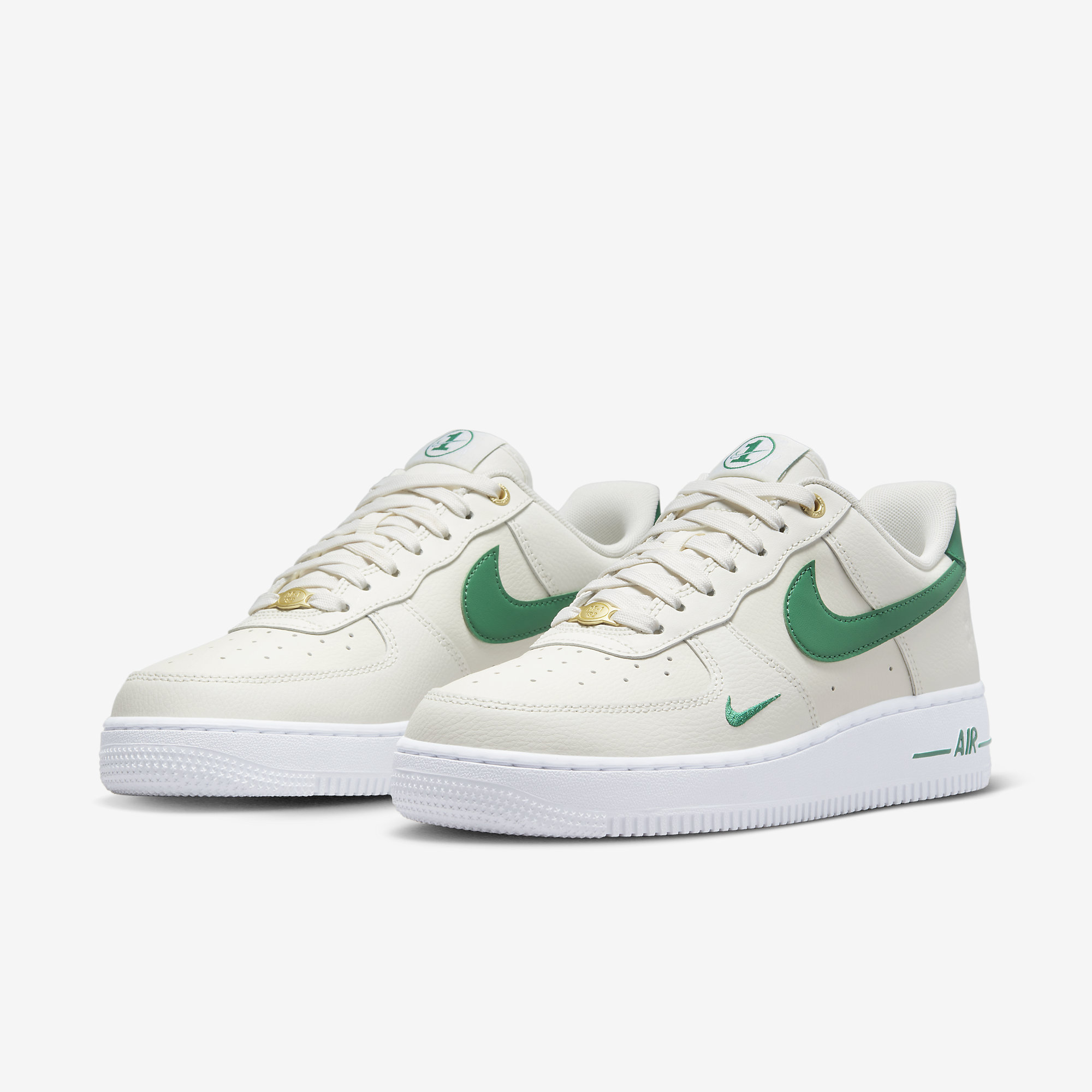 ★NIKE★40th記念モデル★AIR FORCE 1 '07 LV8 \"40TH\"★追跡可