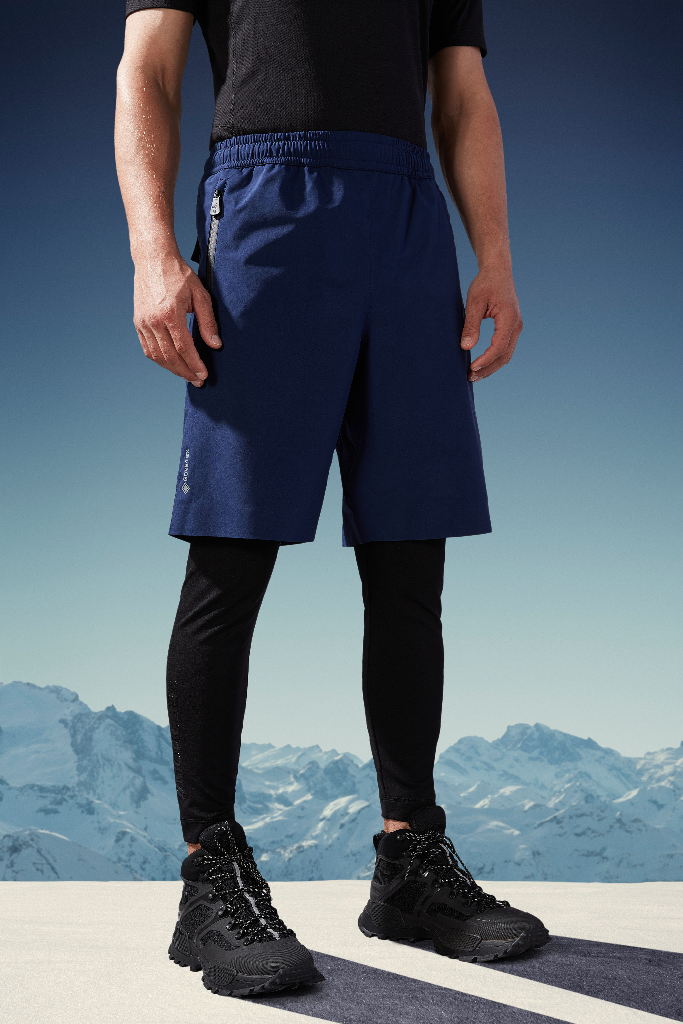 MONCLER GRENOBLE 2022/23秋冬新作 防水・防風ショートパンツ