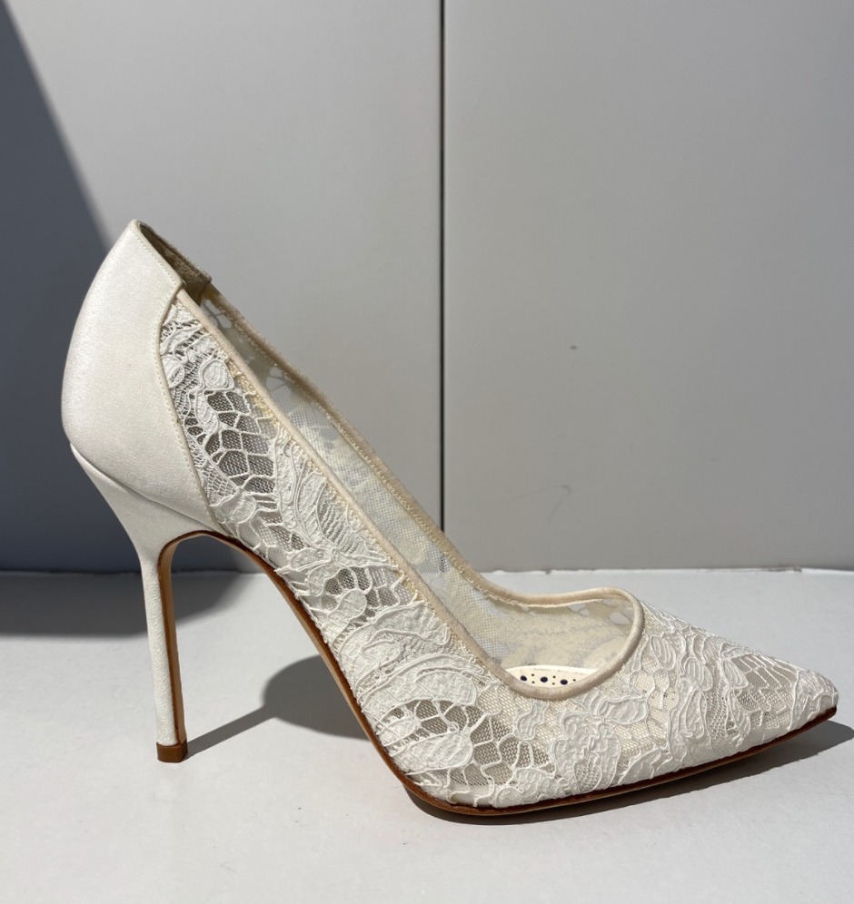 Manolo Blahnik】ポインテッドトゥ パンプス BBLA 105mm ...