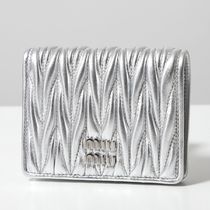 MIUMIU 二つ折り財布 5MV204 2FPP MATELASSE レザー