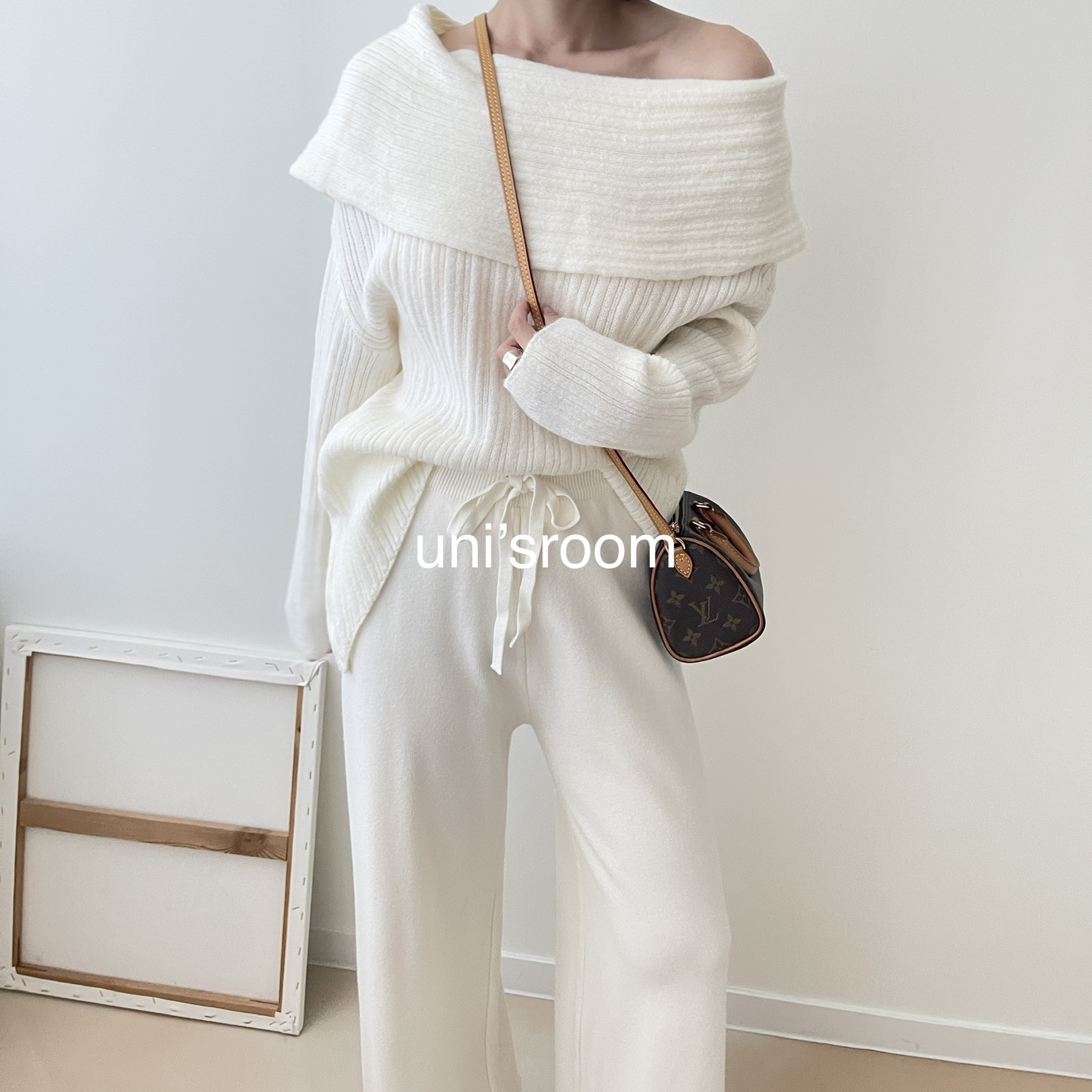 uni's room■オフショルダーニットセットアップ ST-AW23-04