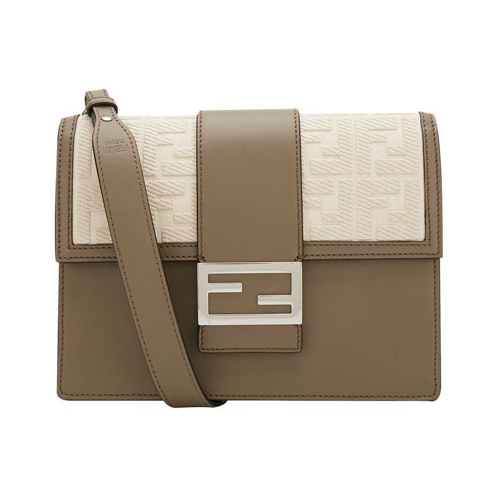 【FENDI】FLAT BAGUETTE BAG
