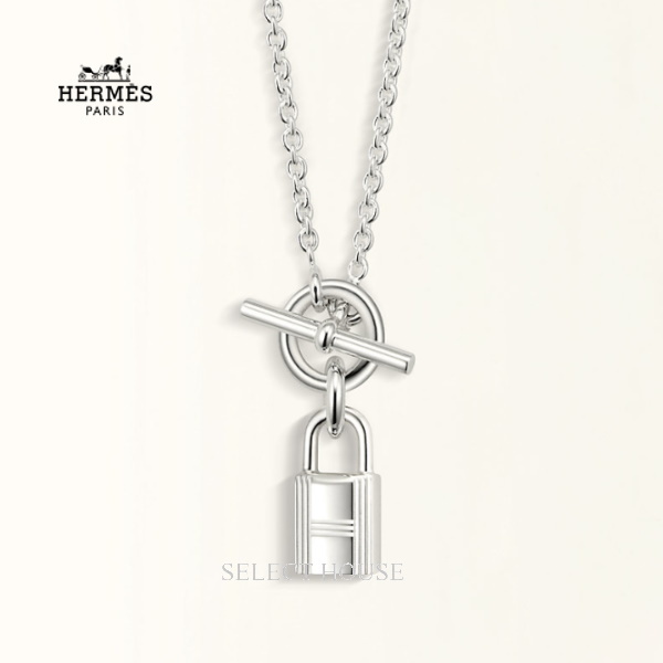 HERMES♪ペンダント 《Amulettes Cadenas》