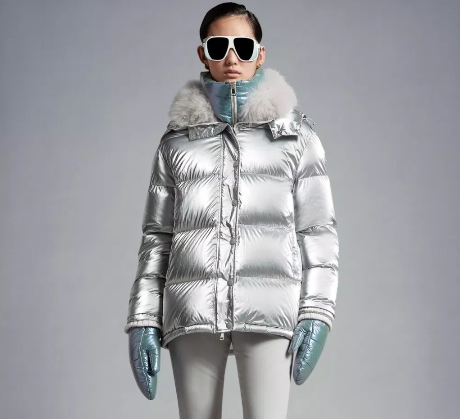 MONCLER2022/23秋冬新作 ファー/フード付ダウンジャケット HANAU