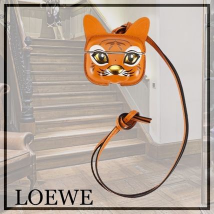 airpods ケース LOEWE(ロエベ) レディース - 海外通販のBUYMA