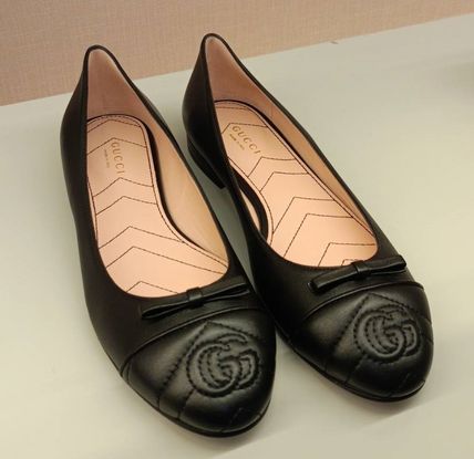 GUCCI(グッチ) フラットシューズ(レディース) - 海外通販のBUYMA