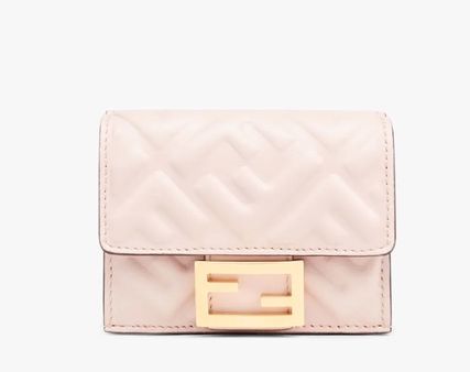 FENDI BAGUETTE x 財布・小物(レディース) - 海外通販のBUYMA