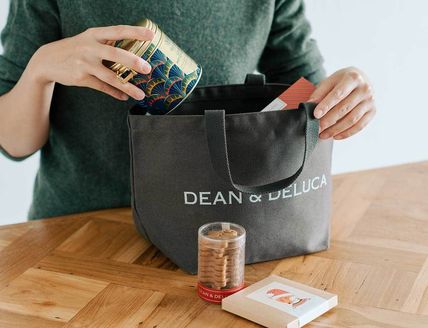 Shop DEAN&DELUCA Women's Totes | BUYMA