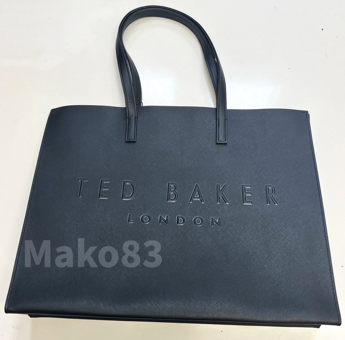 人気【TED BAKER】Sukicon ロゴ アイコントートバッグ Ted Baker London Sukicon Croc Embossed Icon Large Tote Bag