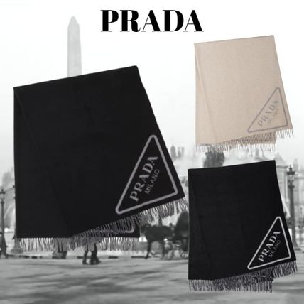 PRADA(プラダ) ブランケット(ひざ掛け)(ライフスタイル) - 海外通販のBUYMA