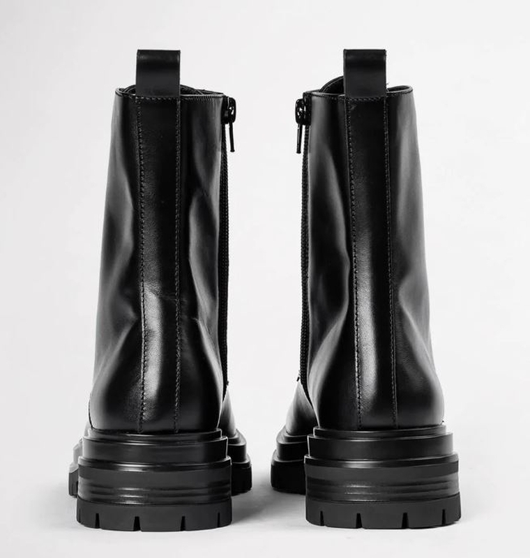 日本未入荷★TonyBianco★Wya Boots アンクルブーツ ヒール4.5cm 日本未入荷☆TonyBianco☆Wya Boots アンクルブーツ ヒール4.5cm