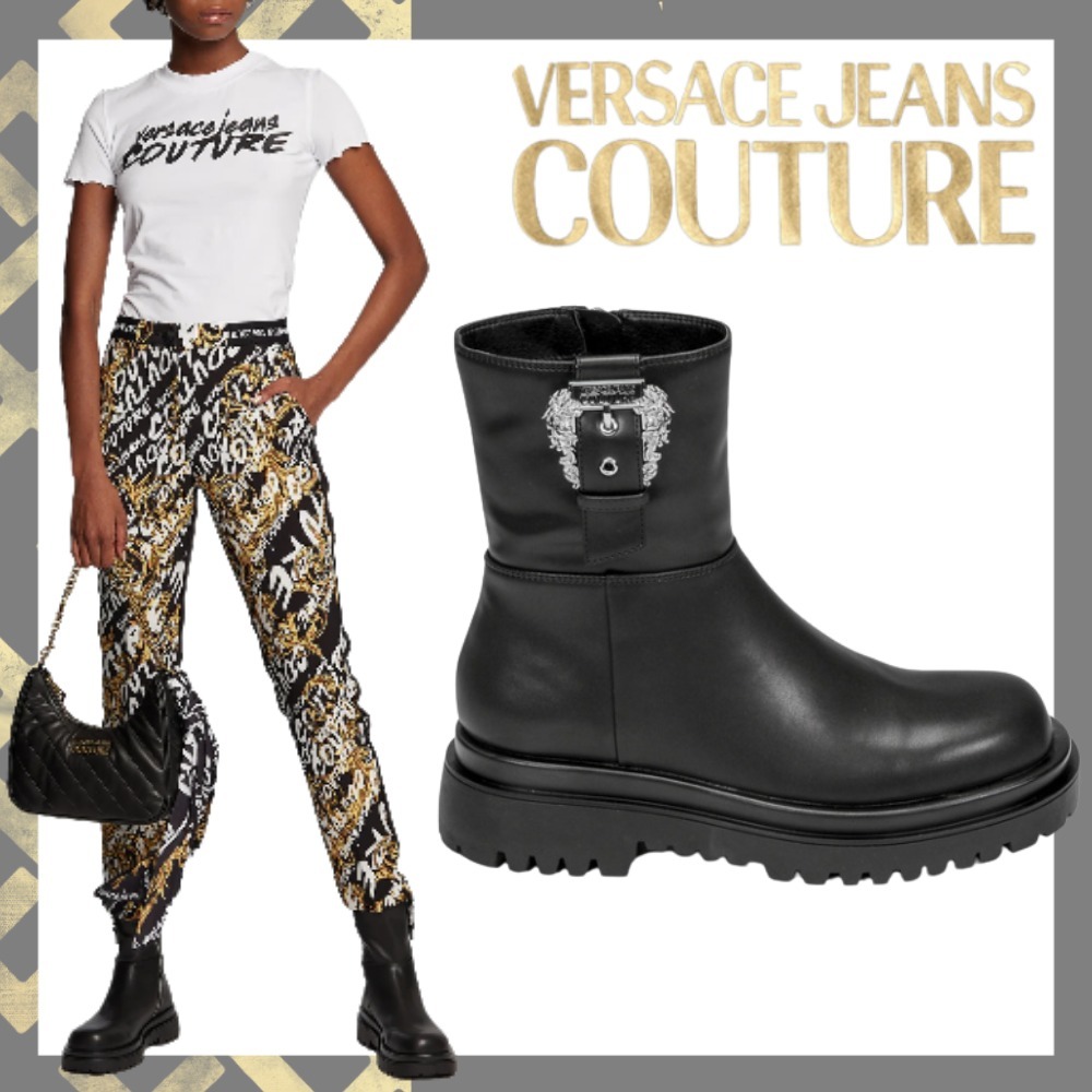 VERSACE JEANS エコレザー バロック バックル アンクルブーツ