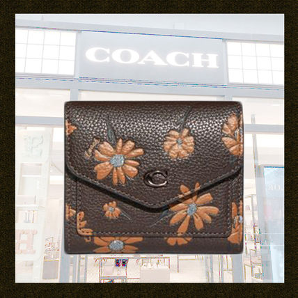 花柄 Coach x 折りたたみ財布(レディース) - 海外通販のBUYMA
