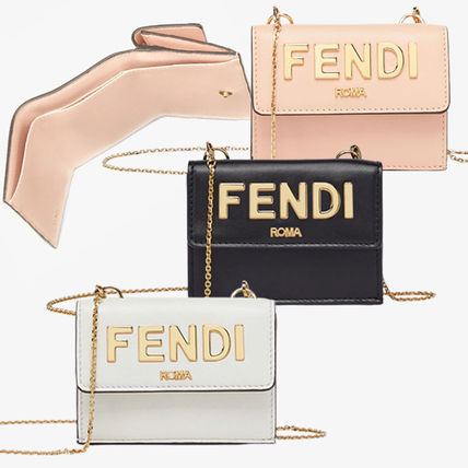 三つ折り FENDI x 財布・小物(レディース) - 海外通販のBUYMA