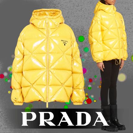 イエロー(黄色)系 PRADA(プラダ) ダウンジャケット・コート ...