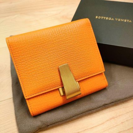 三つ折り BOTTEGA VENETA(ボッテガヴェネタ) 折りたたみ財布