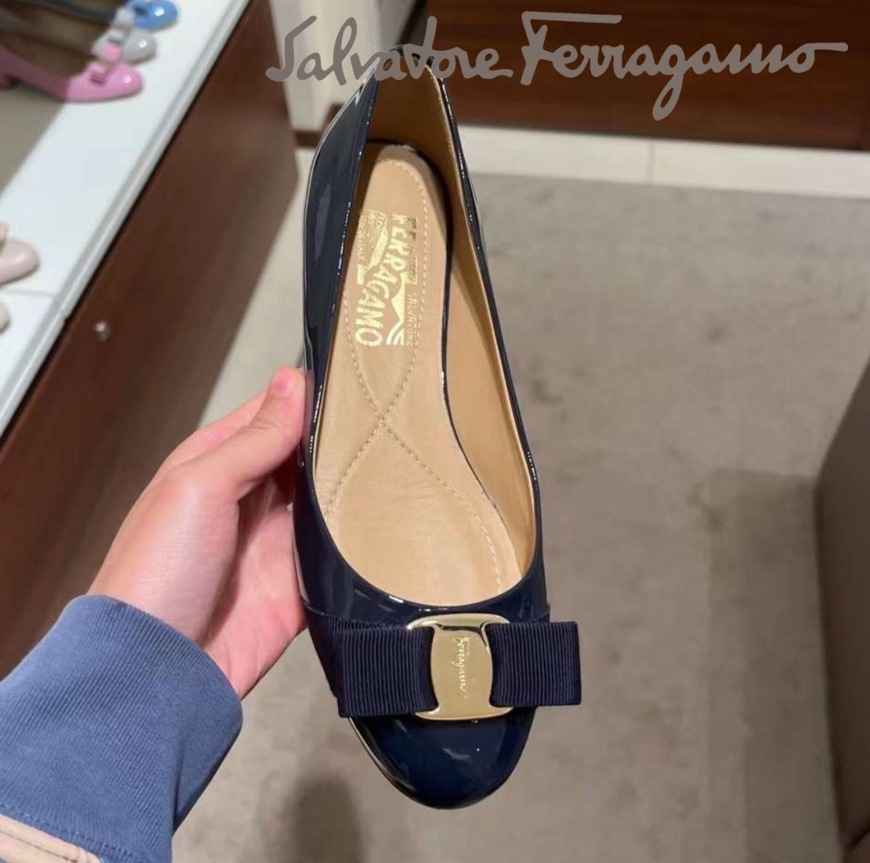 商品を編集 【新品・未使用♡】VERY掲載♡ フェラガモ バレエシューズ
