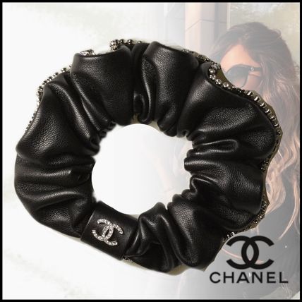 シュシュ CHANEL x ヘアアクセサリー(レディース) - 海外通販のBUYMA