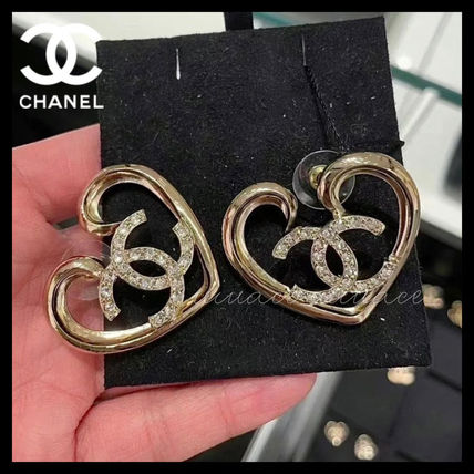ハート ピアス CHANEL(シャネル) - 海外通販のBUYMA
