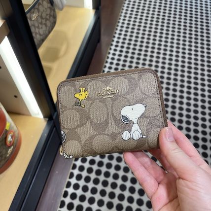 スヌーピー Coach(コーチ) - 海外通販のBUYMA