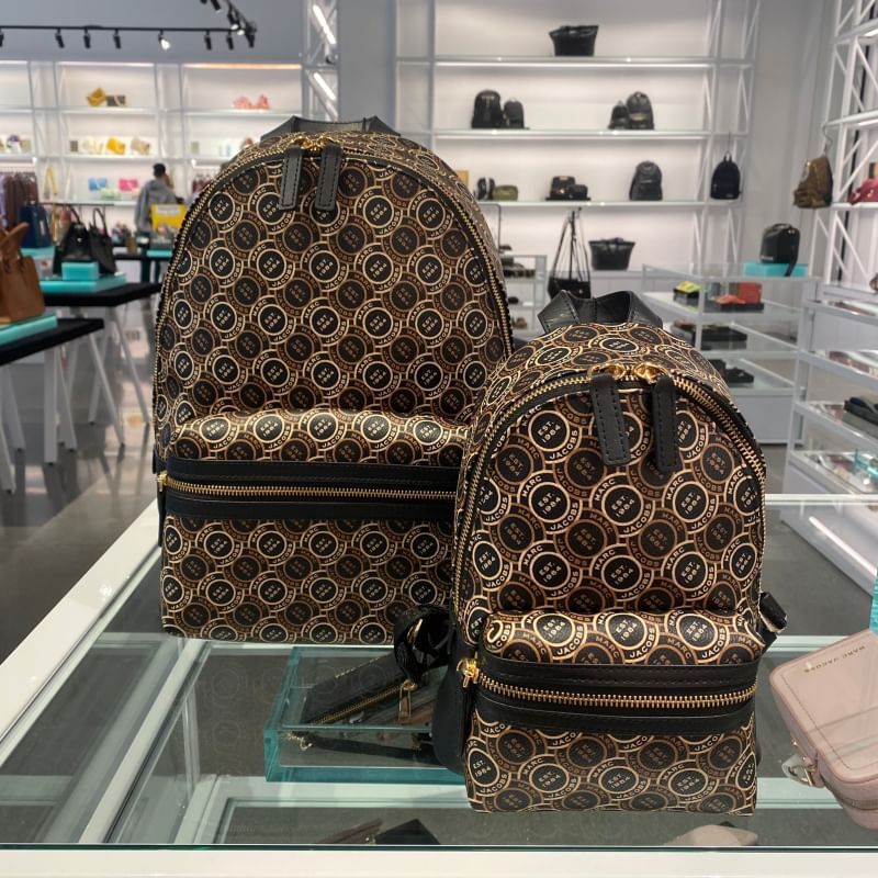 MARC JACOBS ロゴ ミニ バックバック ユニセックス 関税送料込
