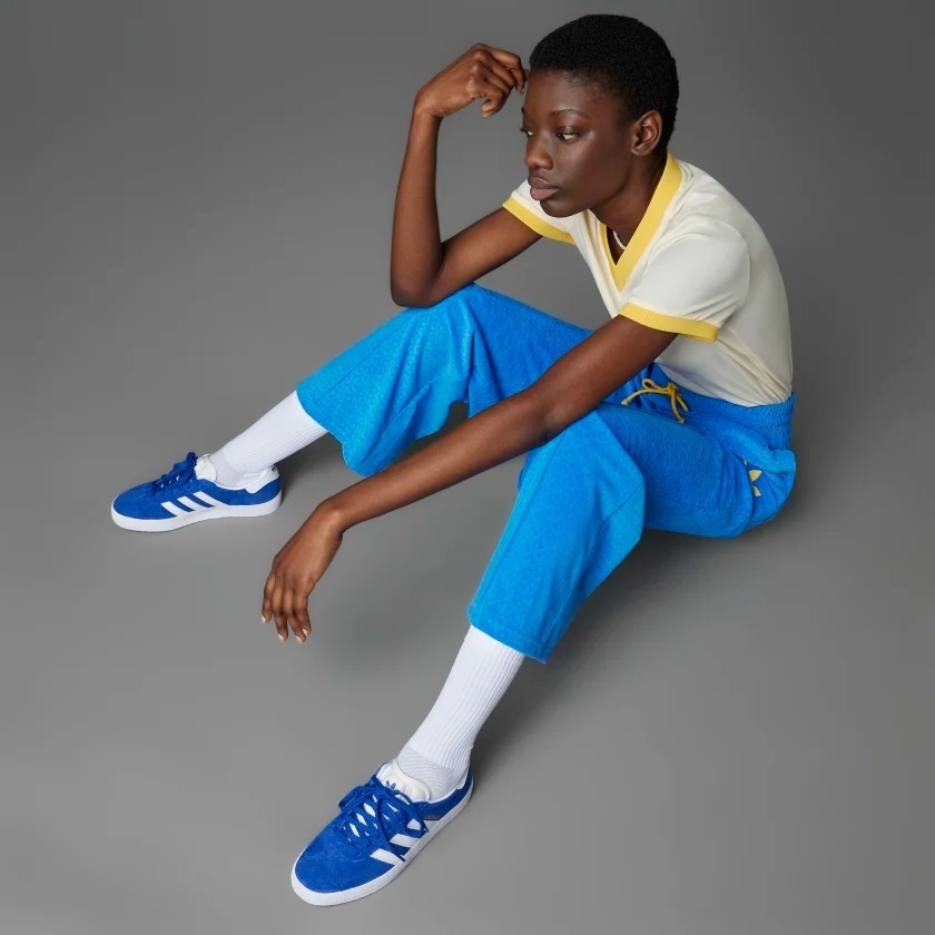adidas 70S ベロア モノグラムロゴ トラックパンツ USモデル adidas 70S ベロア モノグラムロゴ トラックパンツ USモデル